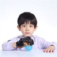 Găng tay trị liệu tay cho trẻ em