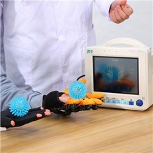 Găng tay kích thích cơ bắp cho bệnh nhân đột quỵ