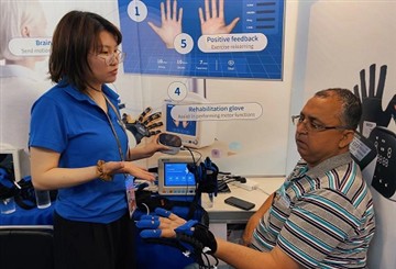 Robot phục hồi chức năng tay Syrebo® Tỏa sáng tại Hội chợ Canton lần thứ 133